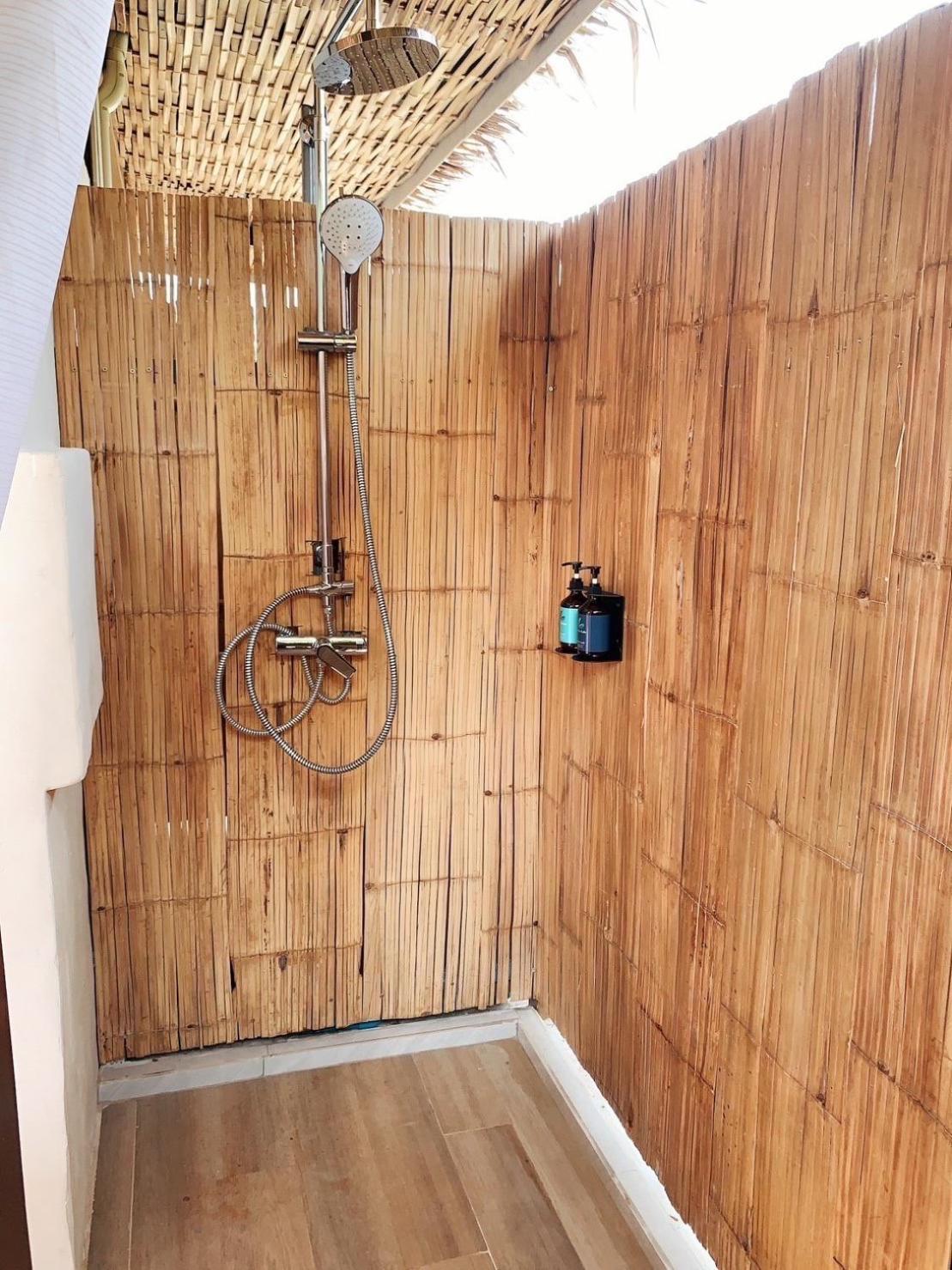 Le La Lake Resort And Spa Kaeng Kachan Quarto foto